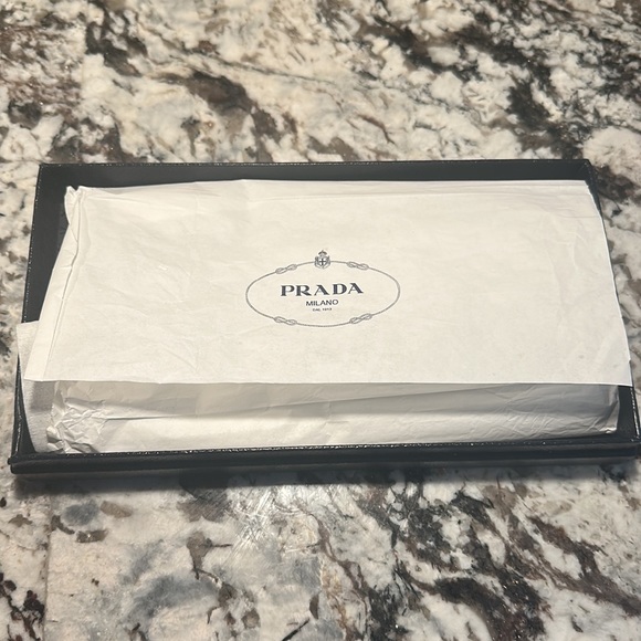 Prada Beige Saffiano Fiocco Long Wallet - Picture 6 of 6